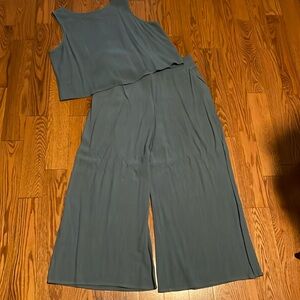 Wide leg and crop linen set